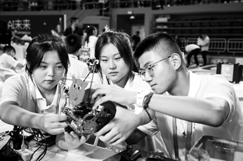 中小学生比拼人工智能
